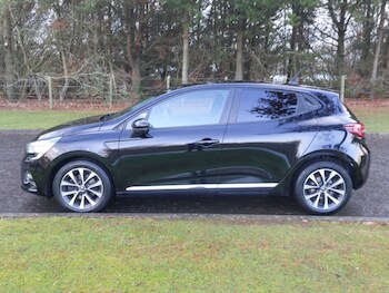 Used Renault Clio 2021 for sale - 77047303: Photo