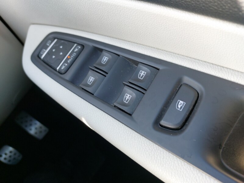 Used Renault Captur 2019 for sale - 78211344: Photo 17