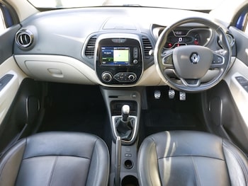 Used Renault Captur 2019 for sale - 78211344: Photo