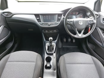 Used Vauxhall Crossland X 2018 for sale - 76120940: Photo 2