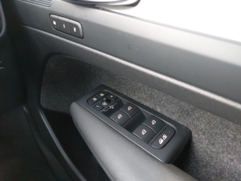 Used Volvo XC40 2022 for sale - 77214023: Photo 17