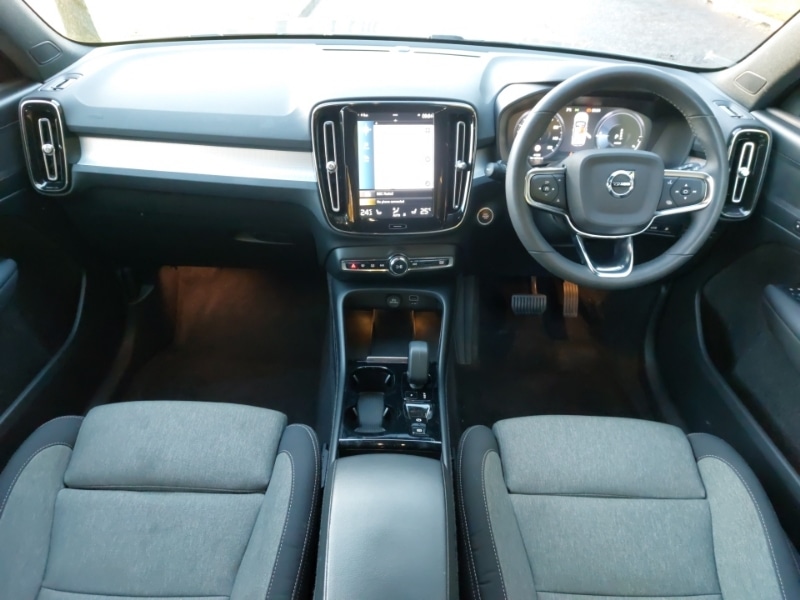 Used Volvo XC40 2022 for sale - 77214023: Photo 2