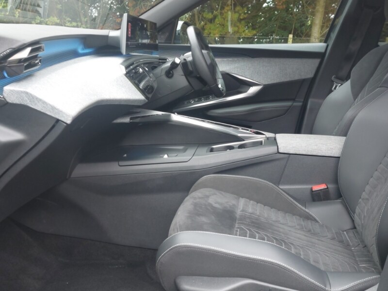 Used Peugeot 3008 2024 for sale - 76055175: Photo 5