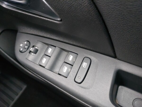 Used Vauxhall Corsa 2023 for sale - 76213295: Photo 17