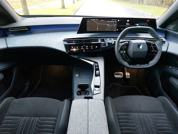 Used Peugeot 5008 2024 for sale - 77405524: Photo