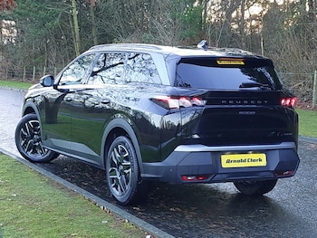 Used Peugeot 5008 2024 for sale - 77405524: Photo