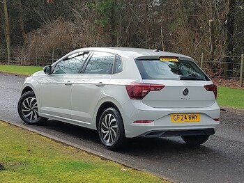 Used Volkswagen Polo 2024 for sale - 78099441: Photo