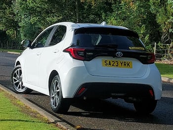 Used Toyota Yaris 2023 for sale - 79812968: Photo