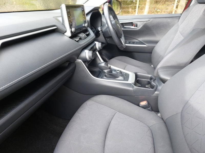 Used Toyota RAV4 2019 for sale - 76369622: Photo 5