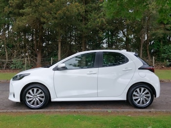 Used Toyota Yaris 2024 for sale - 78921547: Photo