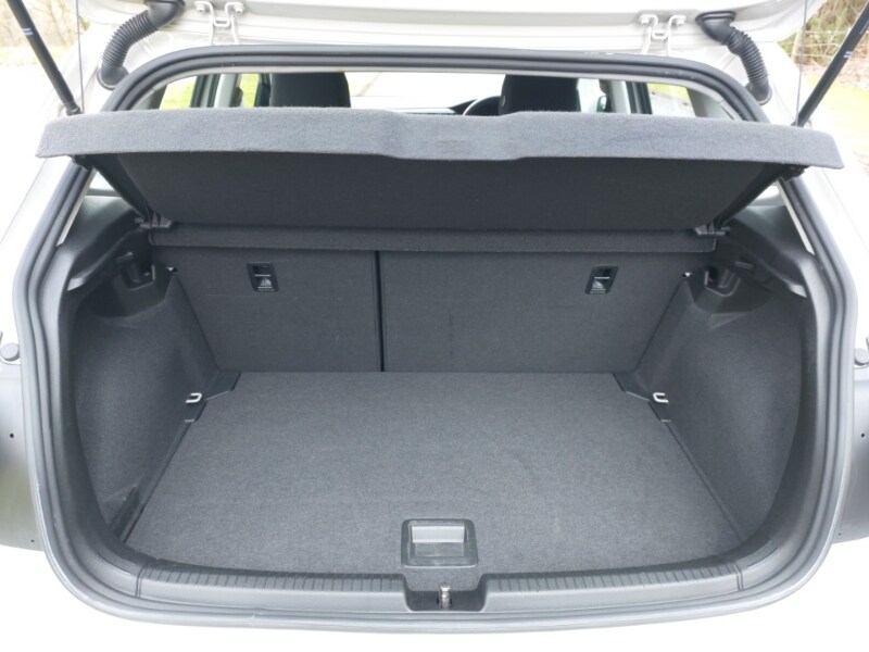 Used Volkswagen Polo 2024 for sale - 77908000: Photo 8