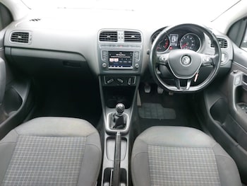 Used Volkswagen Polo 2017 for sale - 79144208: Photo