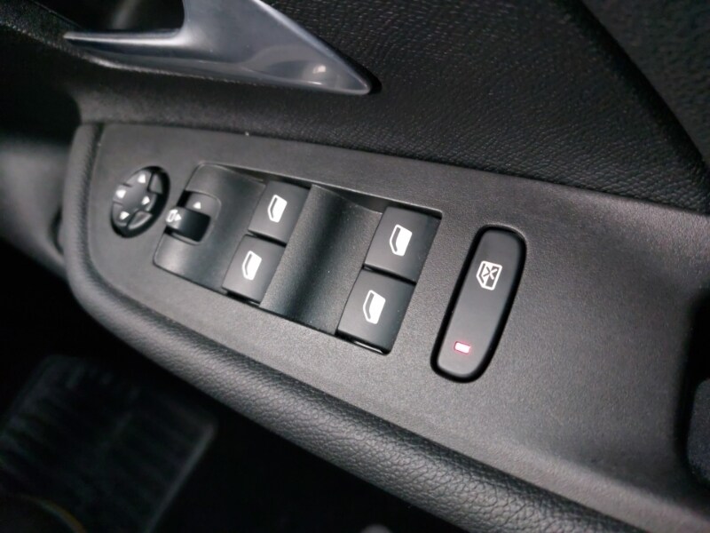 Used Vauxhall Mokka 2025 for sale - 77197987: Photo 19