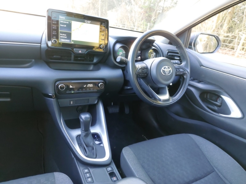 Used Toyota Yaris 2023 for sale - 77338603: Photo 11