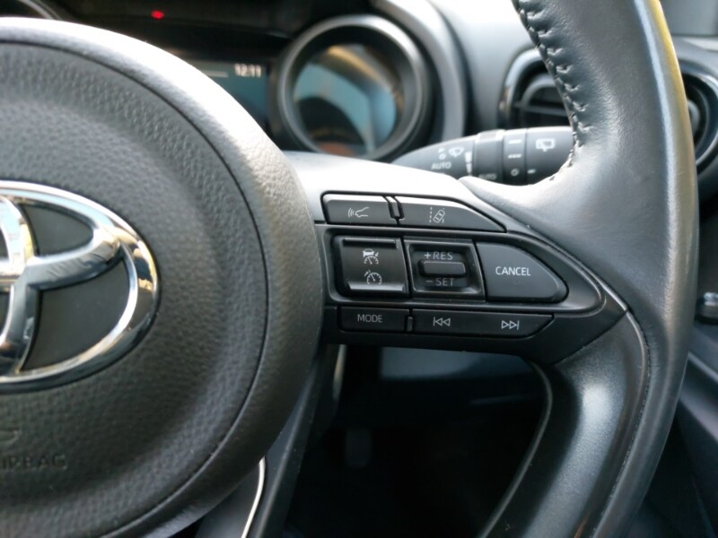 Used Toyota Yaris 2023 for sale - 77338603: Photo 16