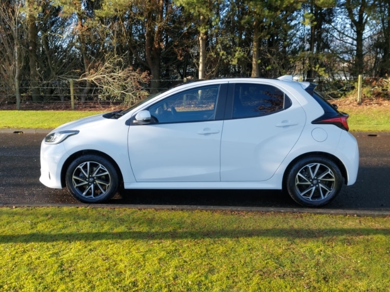 Used Toyota Yaris 2023 for sale - 77338603: Photo 4