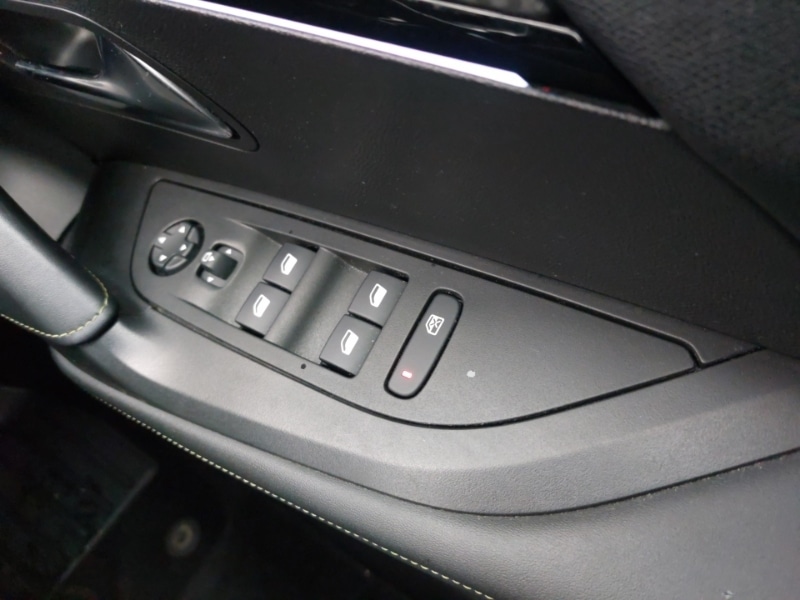 Used Peugeot 2008 2023 for sale - 77536576: Photo 17