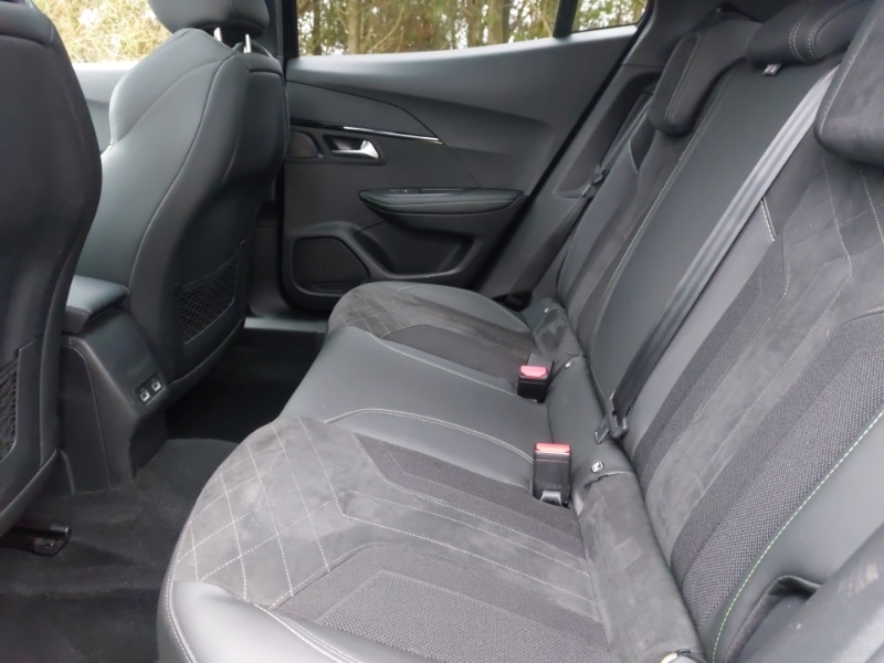 Used Peugeot 2008 2023 for sale - 77536576: Photo 6