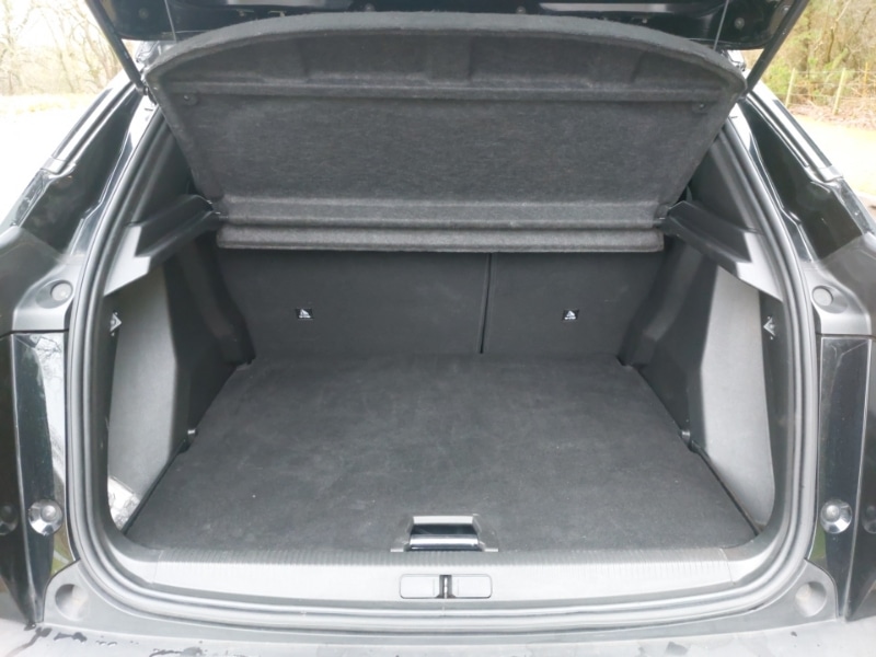 Used Peugeot 2008 2023 for sale - 77536576: Photo 8