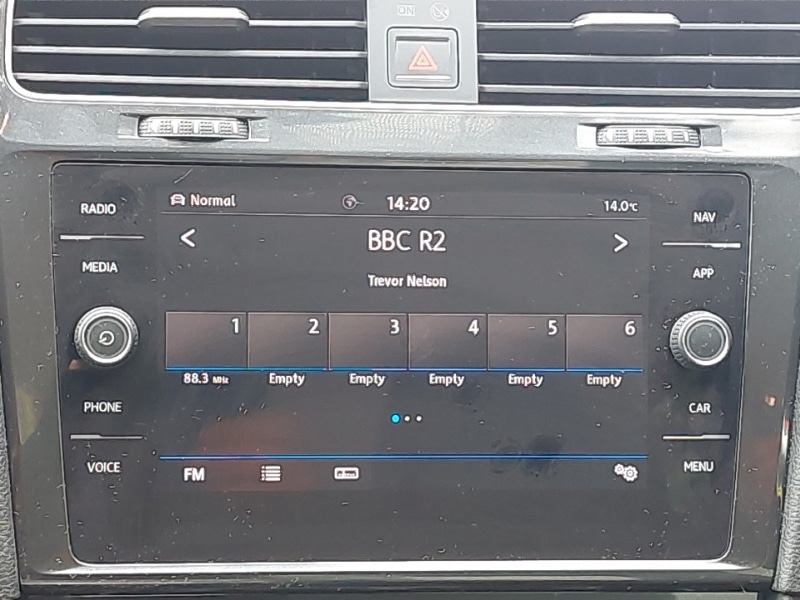 Used Volkswagen Golf 2018 for sale - 76816030: Photo 10