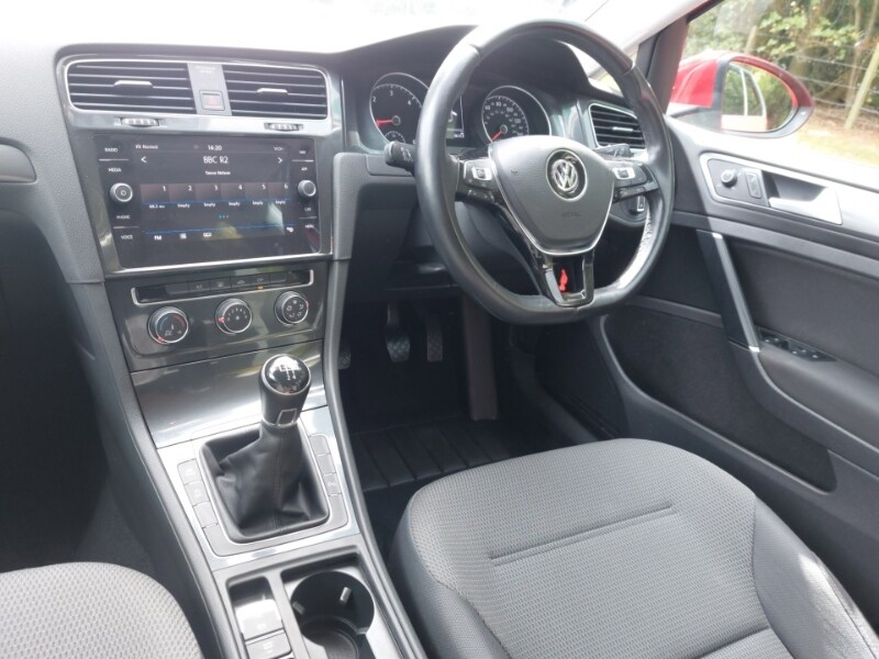 Used Volkswagen Golf 2018 for sale - 76816030: Photo 11