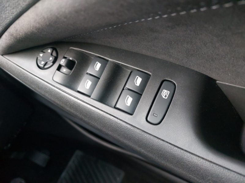 Used Vauxhall Crossland 2022 for sale - 77410140: Photo 17