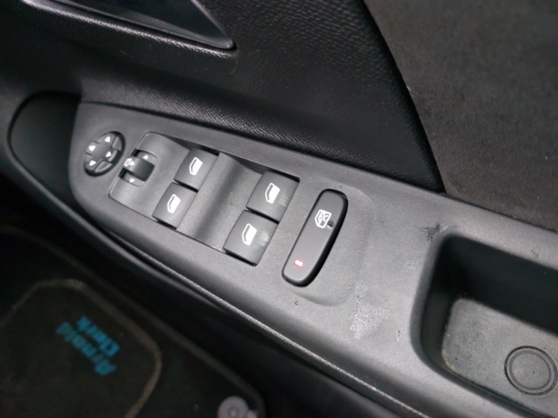 Used Vauxhall Corsa 2023 for sale - 76343460: Photo 17