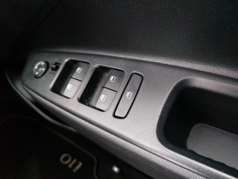 Used Hyundai i10 2020 for sale - 77453853: Photo 17