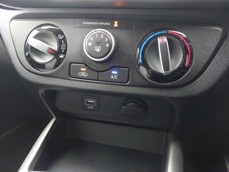 Used Hyundai i10 2020 for sale - 77453853: Photo 18