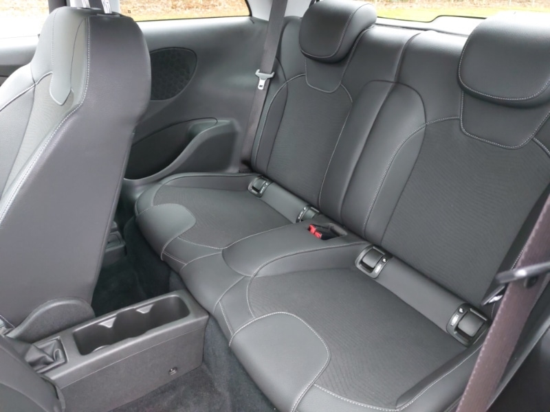 Used Vauxhall ADAM 2017 for sale - 76721591: Photo 6