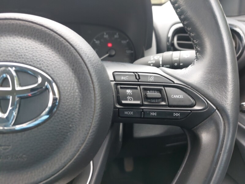Used Toyota Yaris 2023 for sale - 77874258: Photo 16