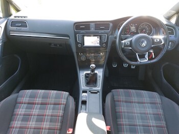 Used Volkswagen Golf 2015 for sale - 78333671: Photo