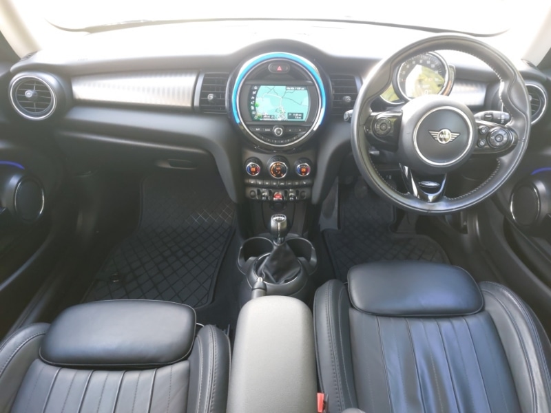 Used MINI Hatch 2020 for sale - 77556230: Photo 2