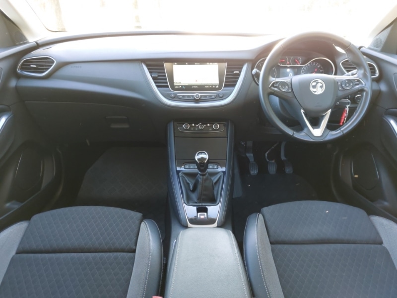 Used Vauxhall Grandland X 2019 for sale - 76651916: Photo 2