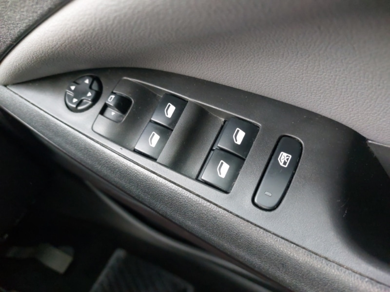 Used Vauxhall Crossland X 2018 for sale - 77448848: Photo 17