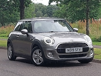 Used MINI Hatch 2019 for sale - 79360870: Photo