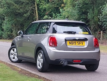 Used MINI Hatch 2019 for sale - 79360870: Photo