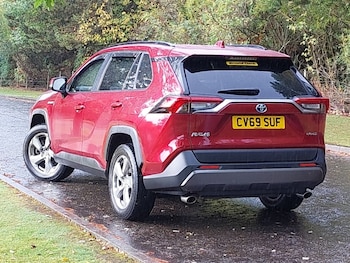 Used Toyota RAV4 2019 for sale - 77055292: Photo