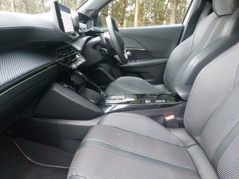 Used Peugeot 2008 2023 for sale - 77448751: Photo 5