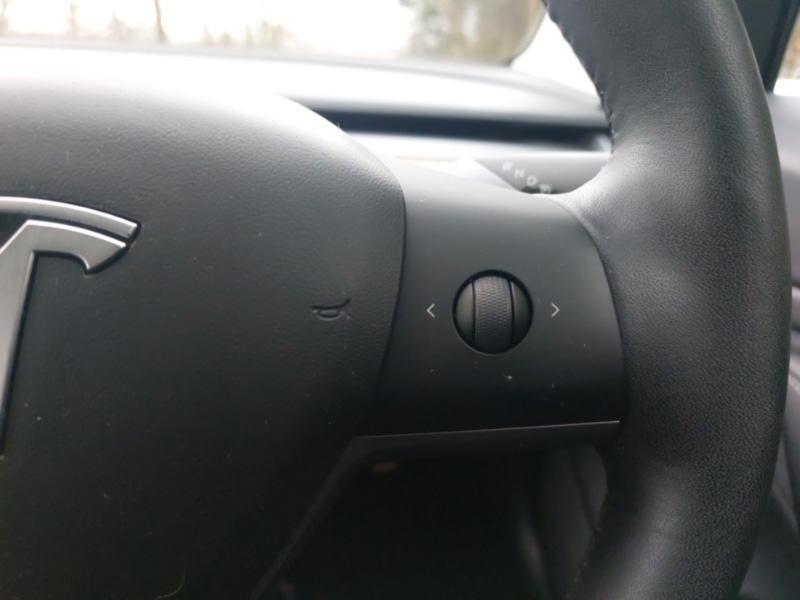 Used Tesla Model 3 2020 for sale - 77969211: Photo 16