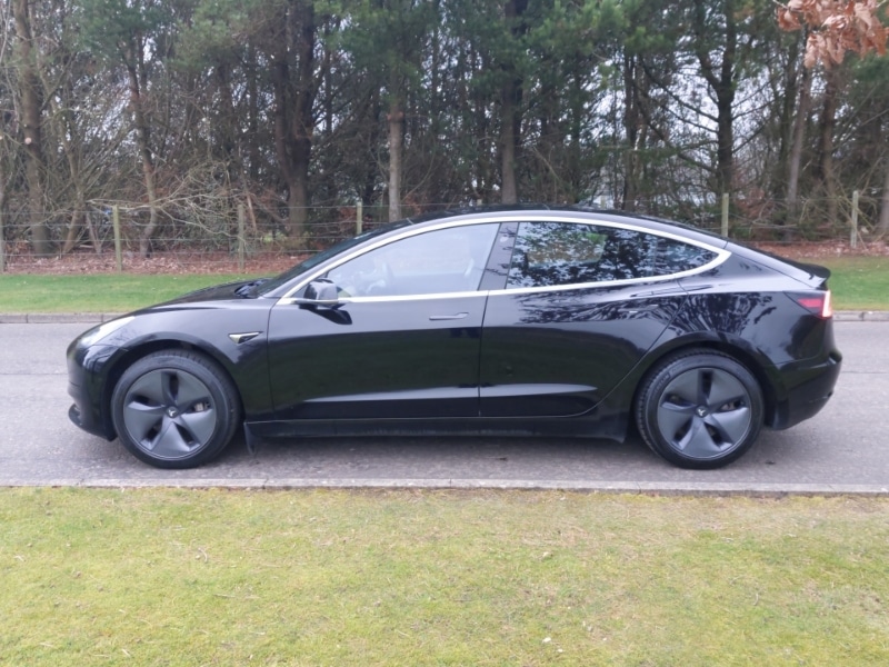 Used Tesla Model 3 2020 for sale - 77969211: Photo 4