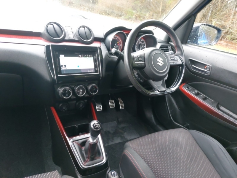 Used Suzuki Swift 2018 for sale - 77530901: Photo 11