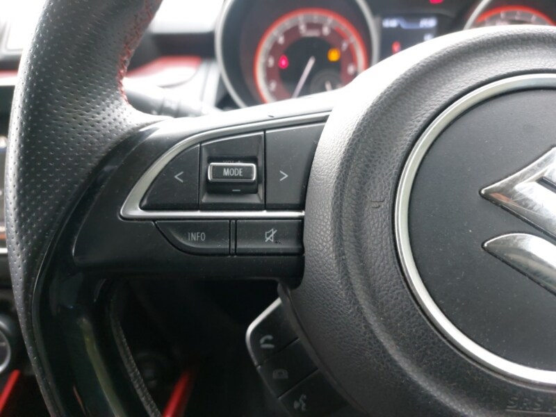 Used Suzuki Swift 2018 for sale - 77530901: Photo 15