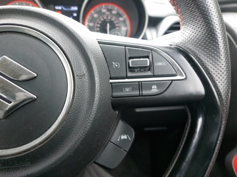 Used Suzuki Swift 2018 for sale - 77530901: Photo 16