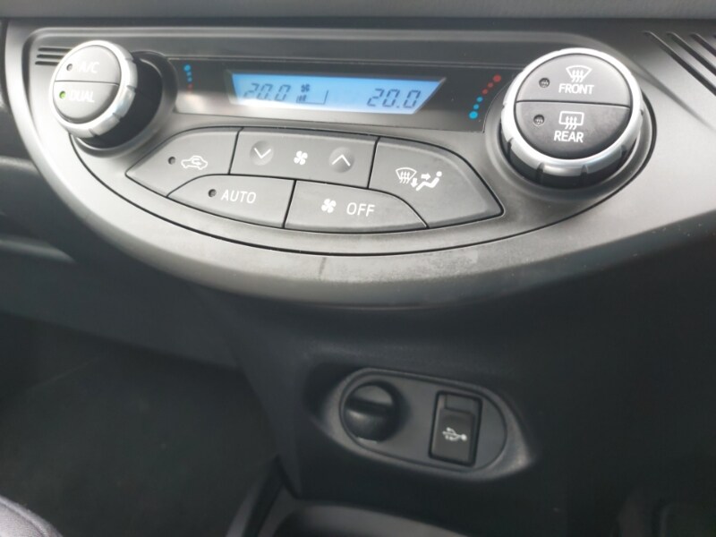 Used Toyota Yaris 2018 for sale - 77907984: Photo 19