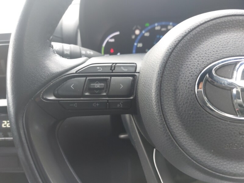 Used Toyota Yaris Cross 2023 for sale - 77651852: Photo 15