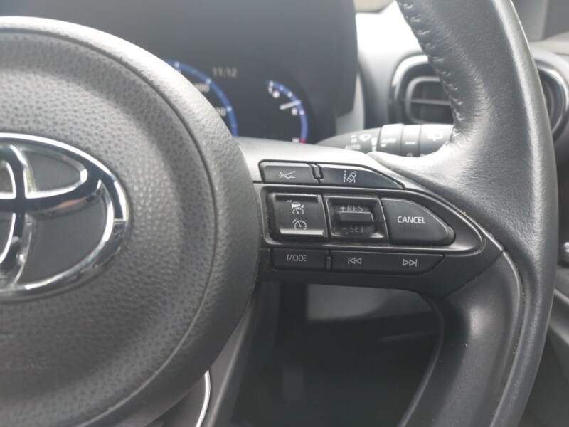 Used Toyota Yaris Cross 2023 for sale - 77651852: Photo 16