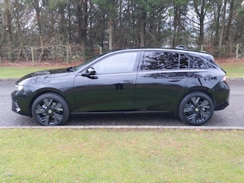 Used Vauxhall Astra 2025 for sale - 77907940: Photo