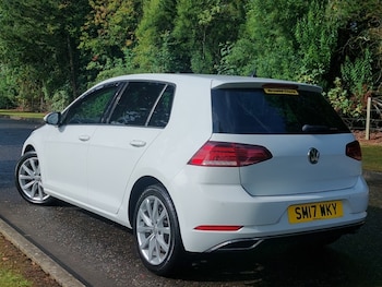 Used Volkswagen Golf 2017 for sale - 79356623: Photo
