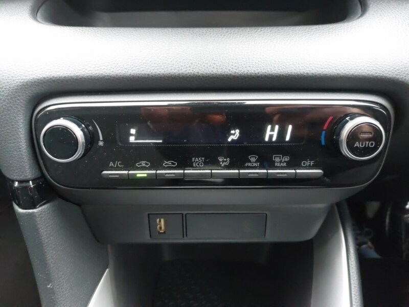 Used Toyota Yaris 2023 for sale - 77630335: Photo 14